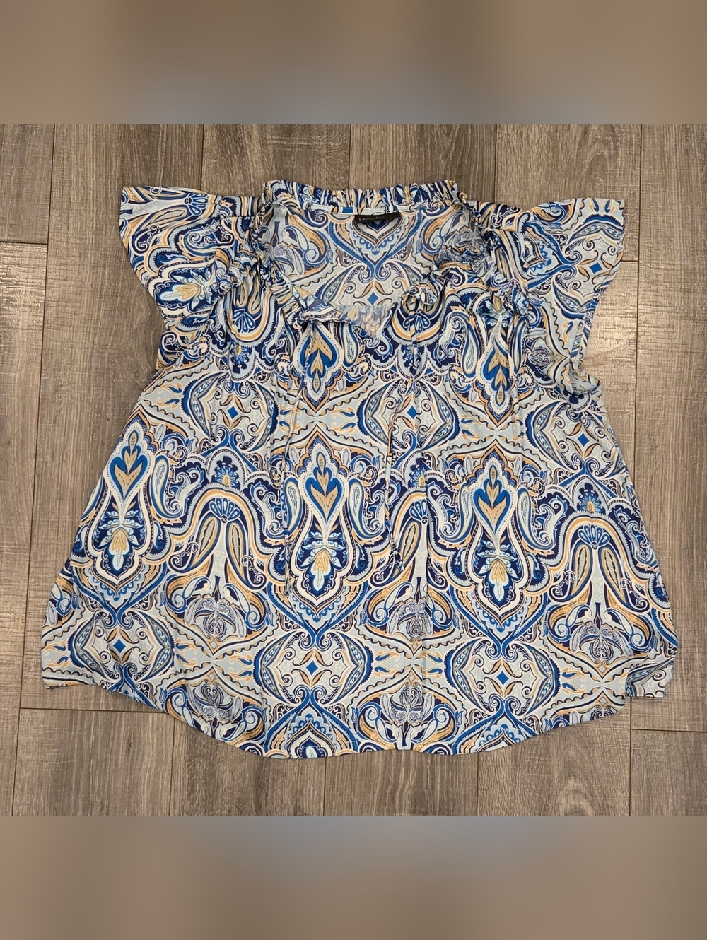 Lane Bryant Blue and Cream Paisley Ruffle Sleeve Top